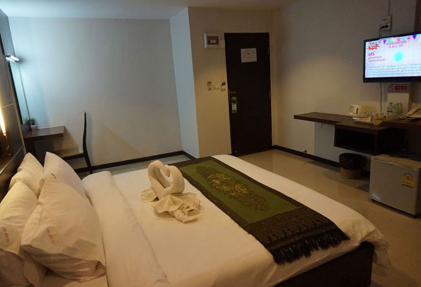 Отель The Next Grand