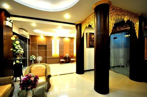 Отель The Next Grand