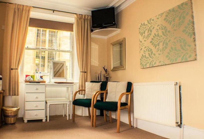 Отель The Royal Oak