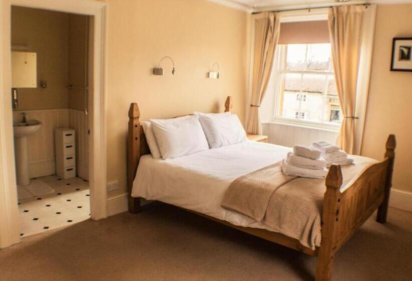 Отель The Royal Oak