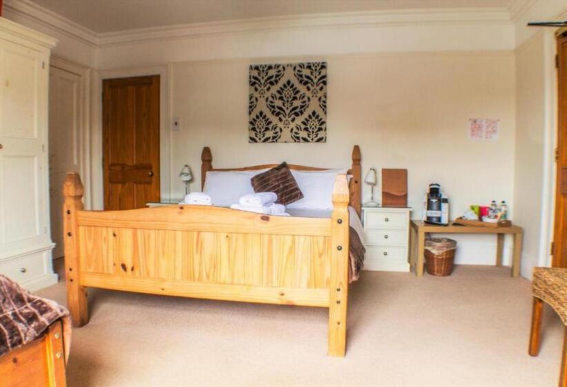 호텔 The Royal Oak