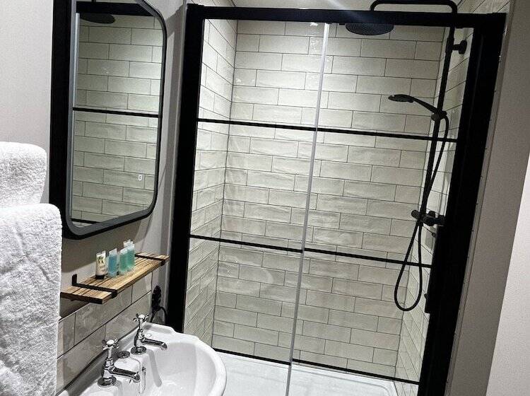 酒店 The Talbot Inn