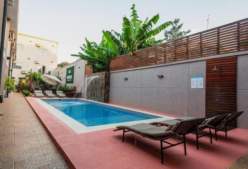 ホテル Yvera Cataratas