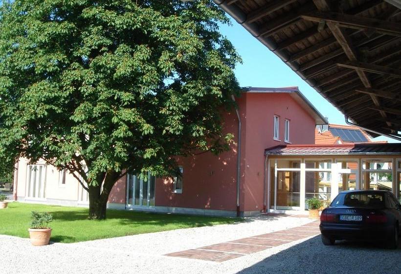 ホテル Land Zum Plabstnhof Garni