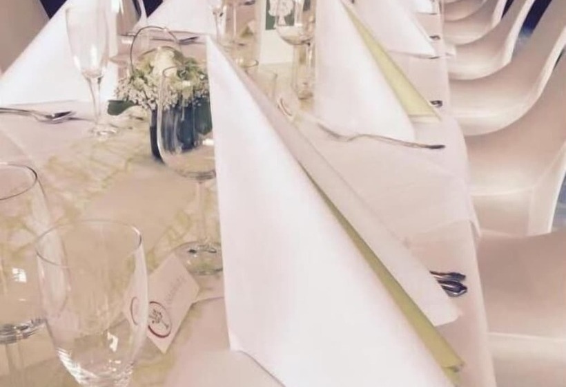 فندق Restaurant Peifer