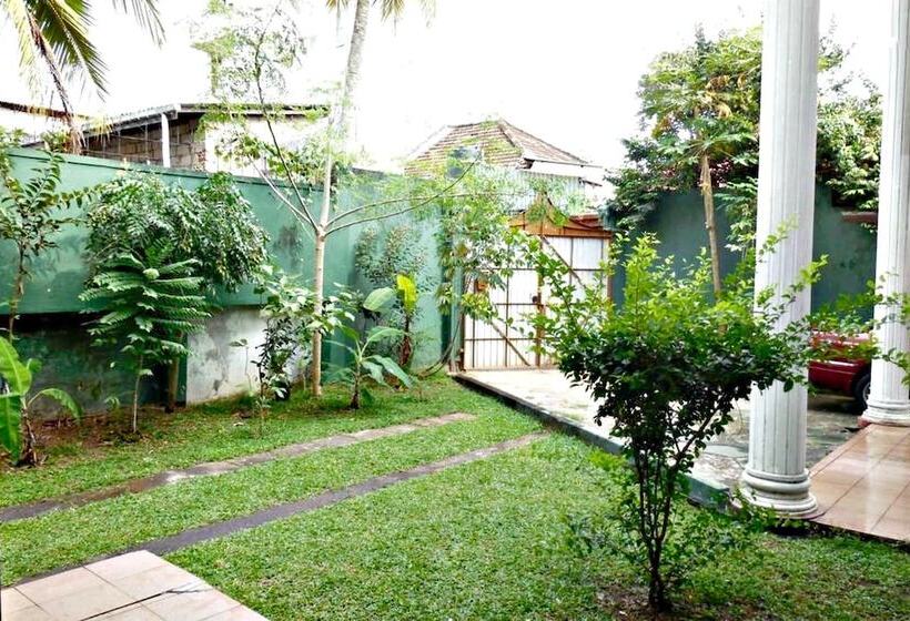 Пансион Ashan S Cozy Homestay