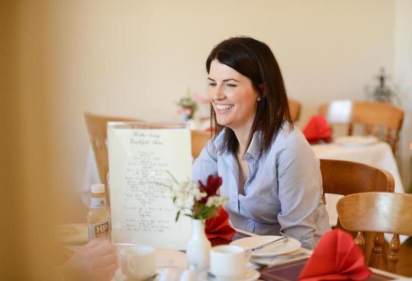 ペンション Brooke Lodge Guesthouse