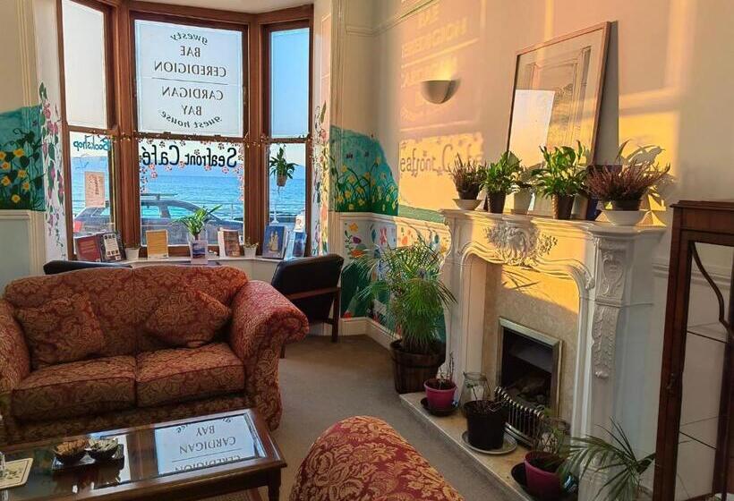 פנסיון The Cardigan Bay Guest House