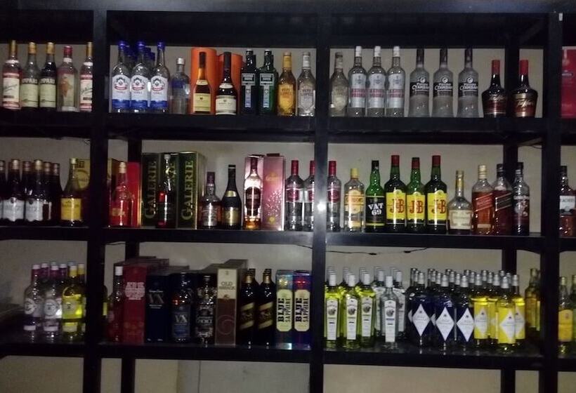 פנסיון Centauria City