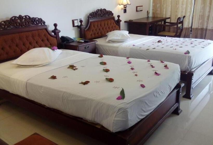 פנסיון Centauria City