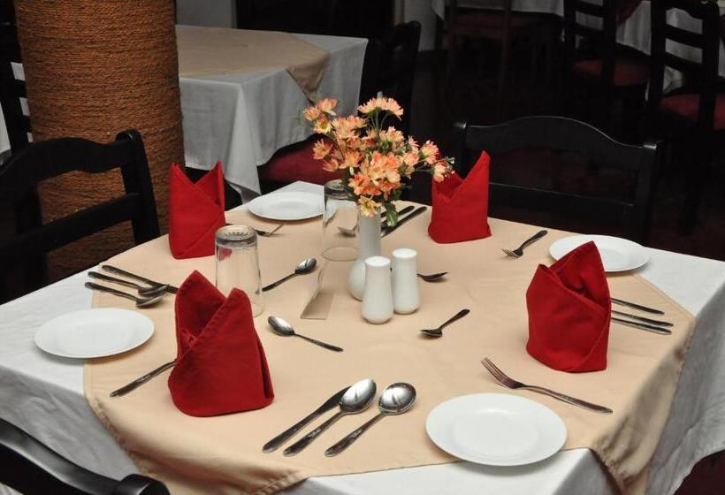 פנסיון Centauria City