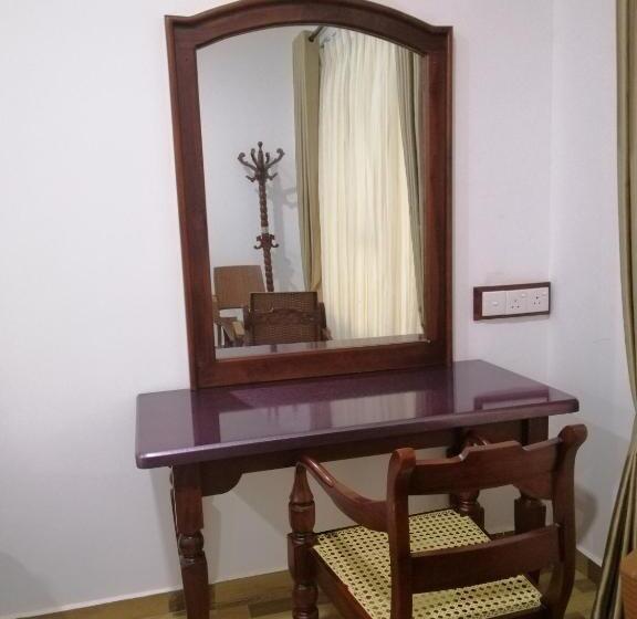 פנסיון Centauria City