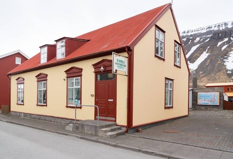 پانسیون Guesthouse Isafjordur Gamla