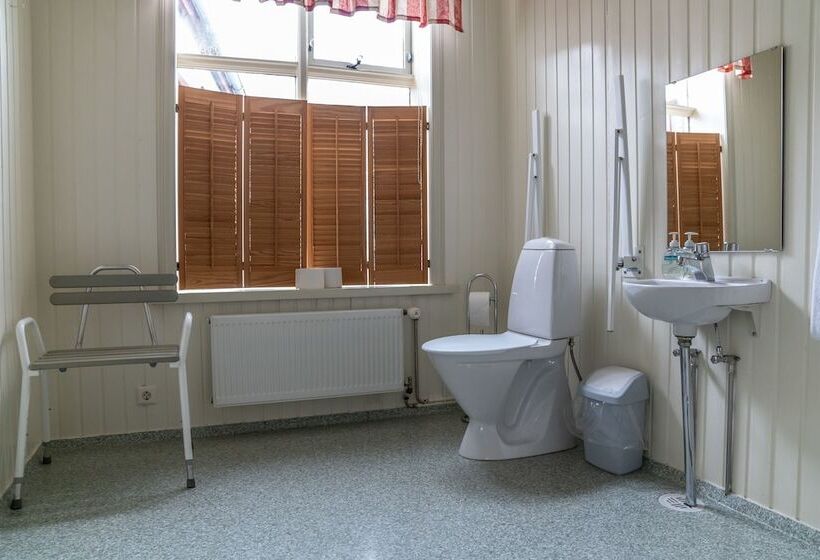 پانسیون Guesthouse Isafjordur Gamla