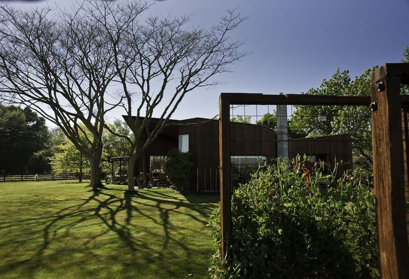 פנסיון John's House