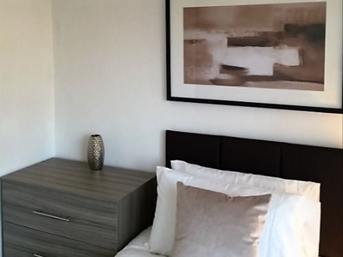 ペンション Ditton Meadows House