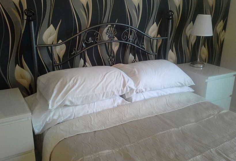 Пансион Redroofs