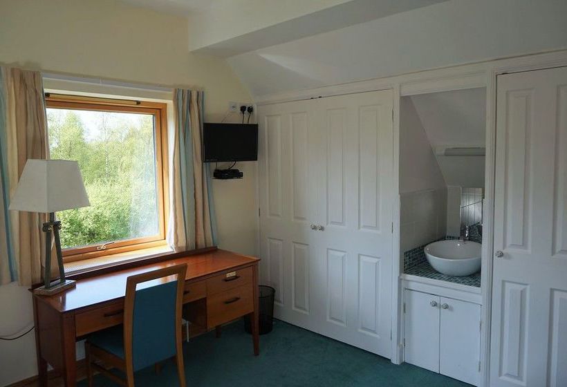 Пансион Stronavaich Cairngorm Guest House