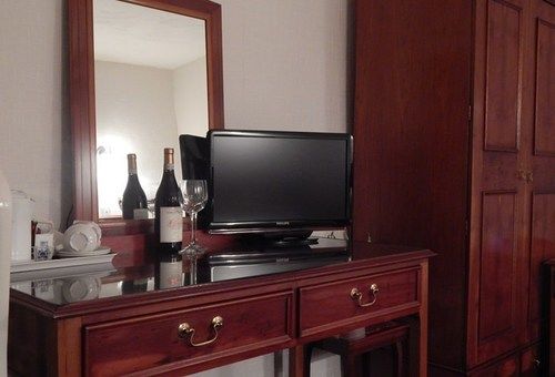 膳宿费 The Lyndhurst Jersey