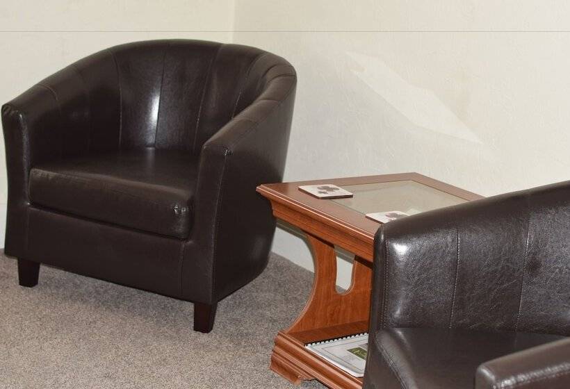 펜션 The Northdale Hotel Ltd