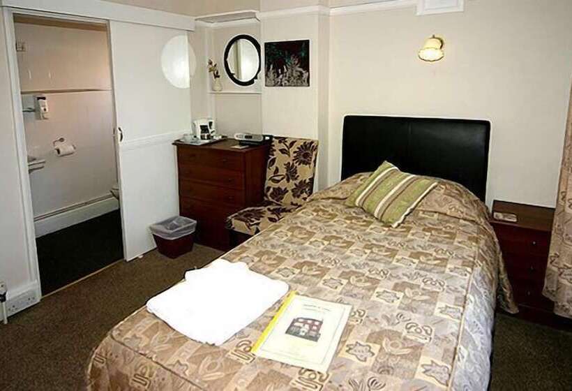 펜션 The Northdale Hotel Ltd