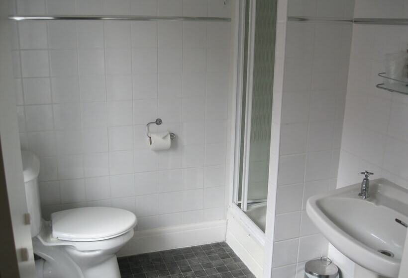 펜션 The Northdale Hotel Ltd