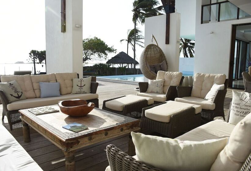 ペンション Villa Santé