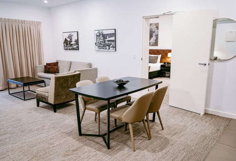 Quest Newcastle West