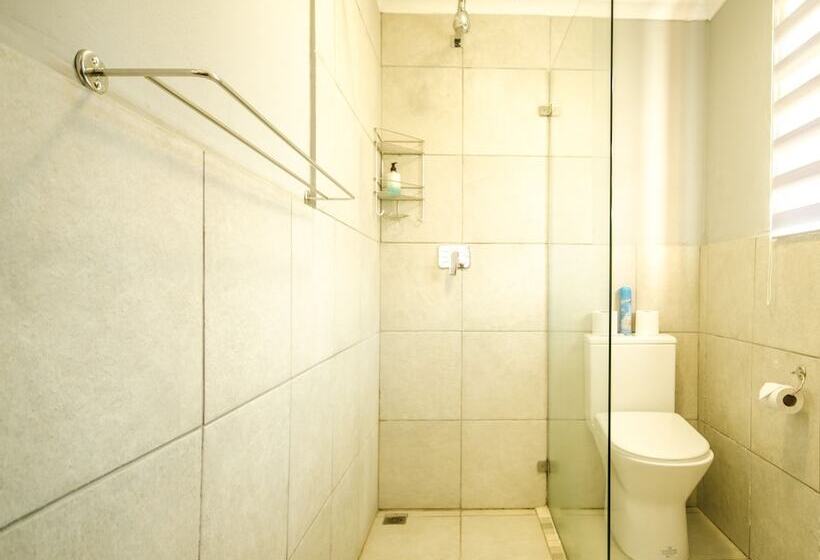 Reflections Guest Farm