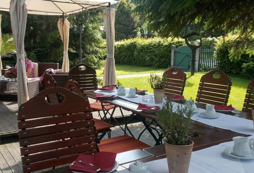 Romantik Hotel Zum Lindengarten