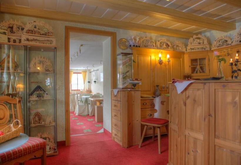 Romantik Hotel Zum Lindengarten