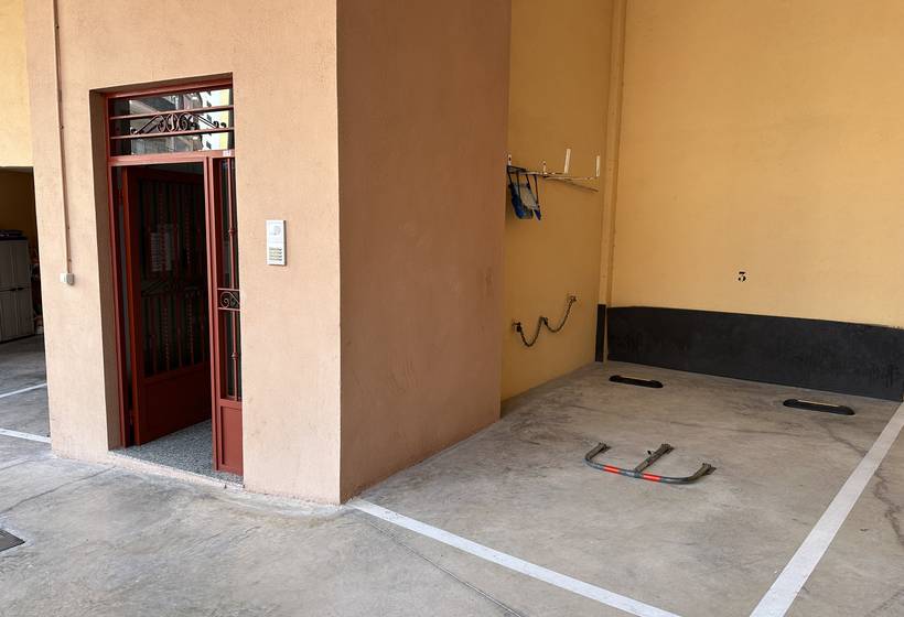 Apartamentos Torre Del Rey 3000