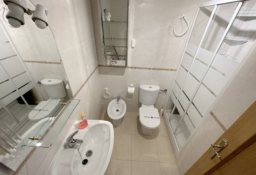 Apartamentos Torre Del Rey 3000