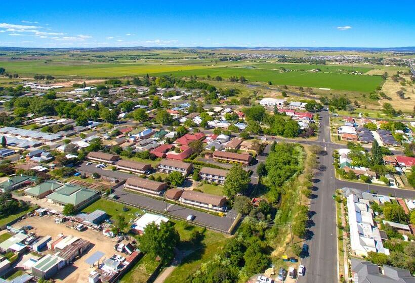 Bathurst Studio Apartments