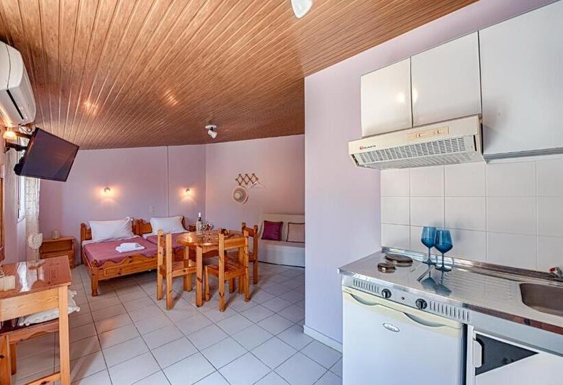 Anemos Studios & Apartments