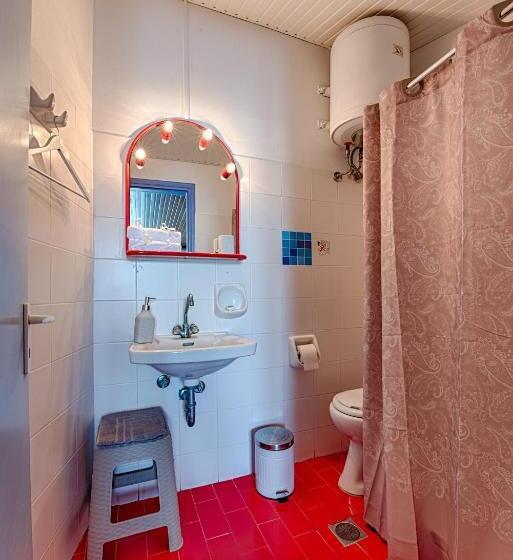 Anemos Studios & Apartments