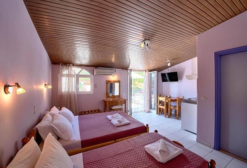 Anemos Studios & Apartments