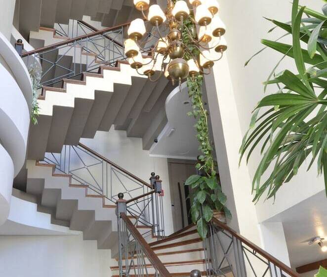 Apart Hotel Villa Moura Cassino