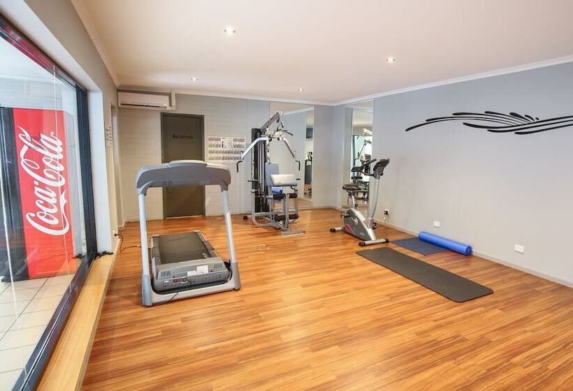 Aquarius Apartments And Cabins