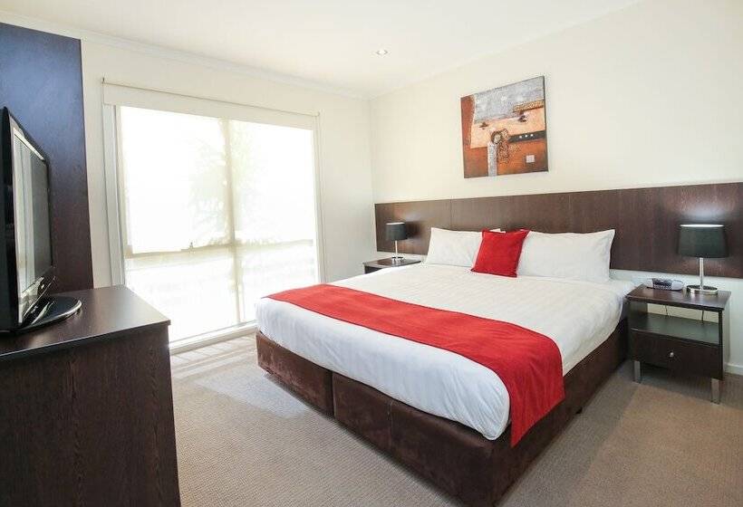 Aquarius Apartments And Cabins