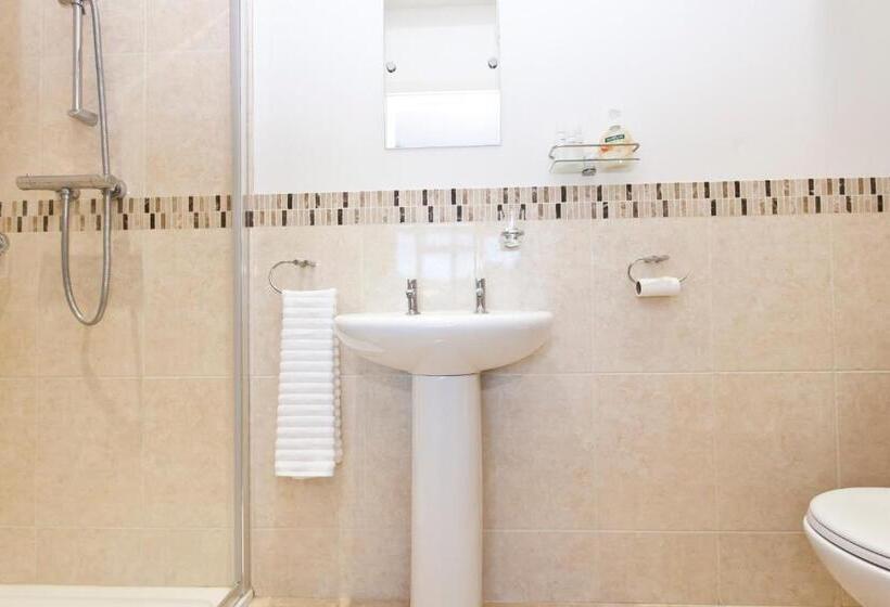 Avon Beach Bed & Breakfast