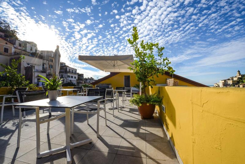 تختخواب و صبحانه Amalfi Luxury House