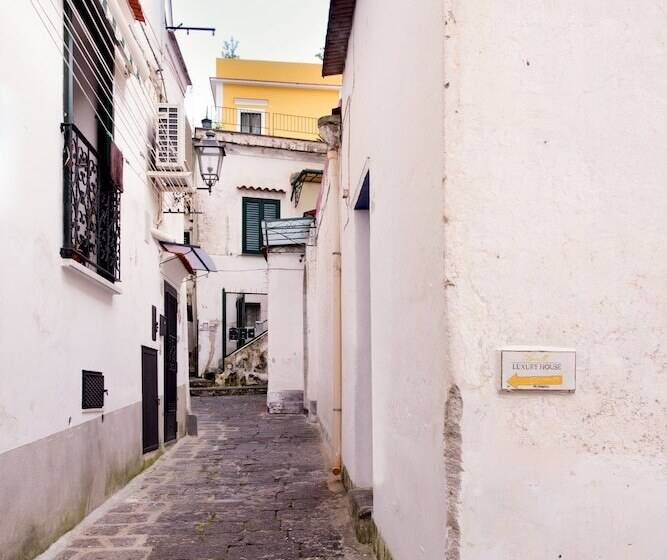 Bed and Breakfast Amalfi Luxury House