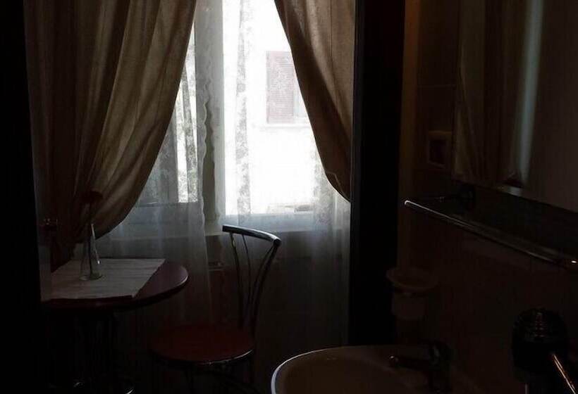 住宿加早餐 Galleria Frascati Rooms And Apartment