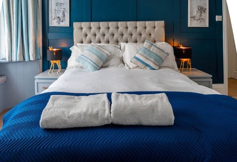 تختخواب و صبحانه Sea Breezes Guest House