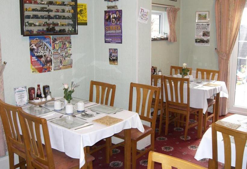 민박 Spindrift Guest House  Adults Only