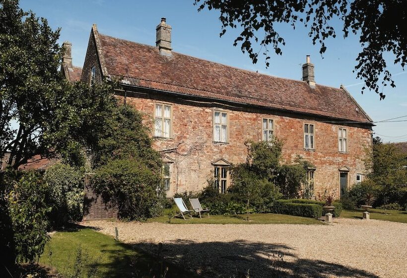 مبيت وإفطار The Old Parsonage