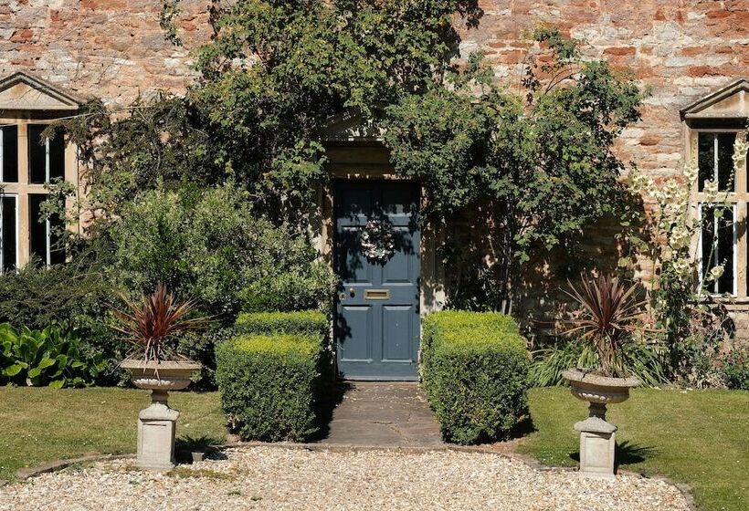 مبيت وإفطار The Old Parsonage