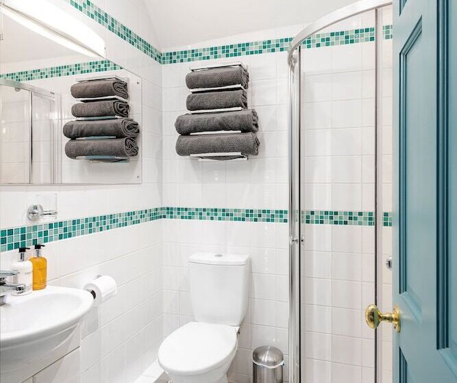 مبيت وإفطار The Old Parsonage