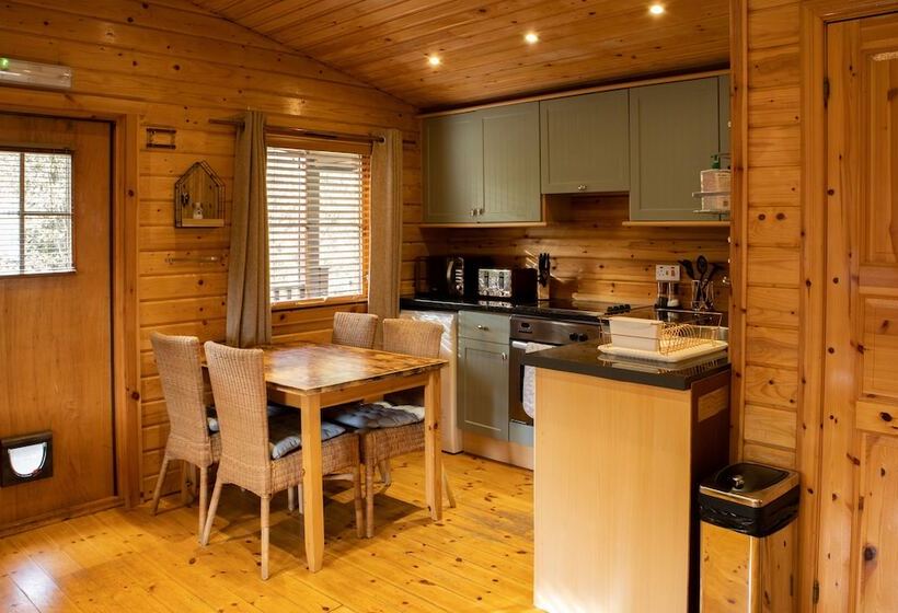 Bed and Breakfast The Steadings Log Cabins